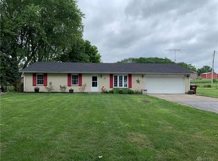 8075 Wildcat Rd, Tipp City, OH 45371