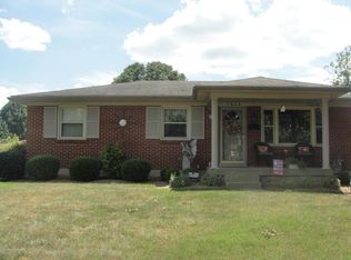 2614 Alps Rd, Louisville, KY 40216