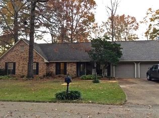 2202 Scenic Dr, Brandon, MS 39047