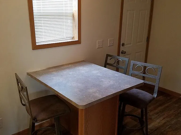 3 bed, 1388 sqft, $1,350 — Photo 2