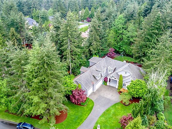 3rd image of 13218 Foxglove Dr NW