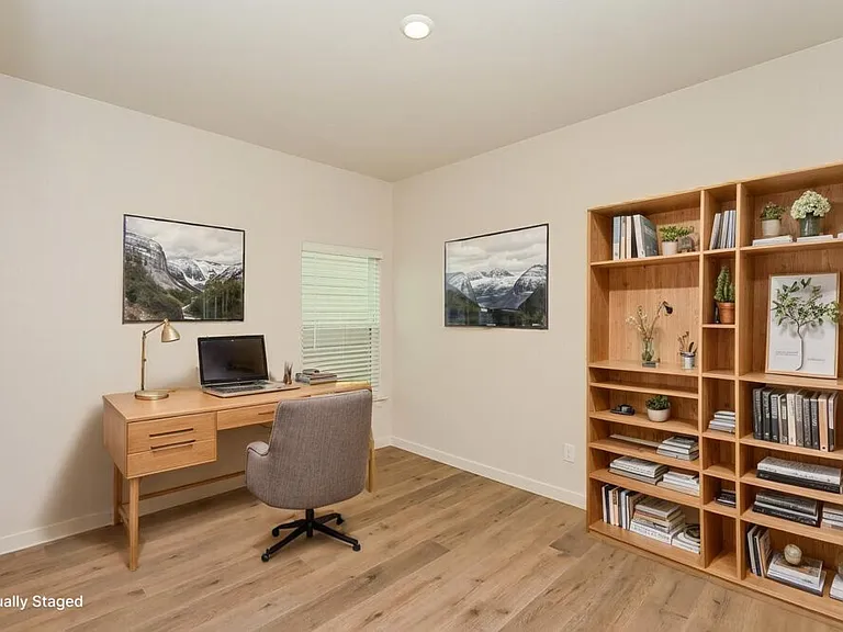 1513 Harvester Dr — Photo 13