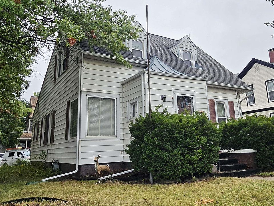 1st image of 403 A Ave E