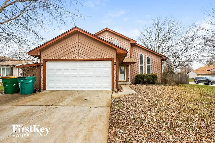 1119 Karen Dr photo 1