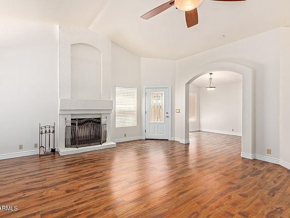 5th image of 338 W LE MARCHE Avenue