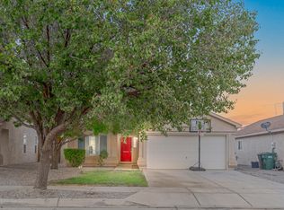 641 Valley Meadows Dr NE, Rio Rancho, NM 87144