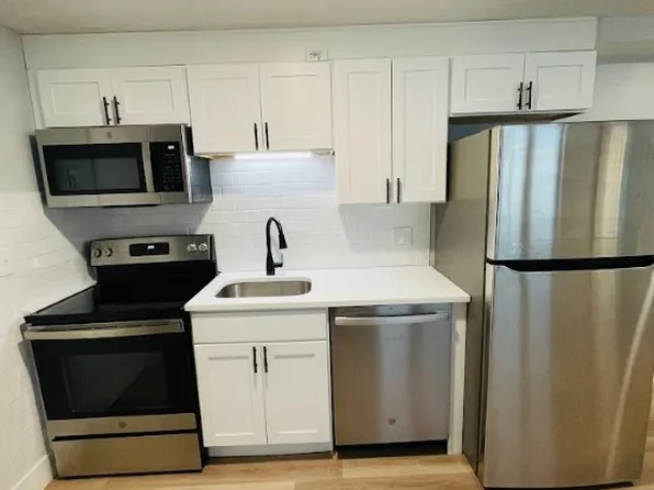 153 W Boylston St APT 2, West Boylston, MA 01583