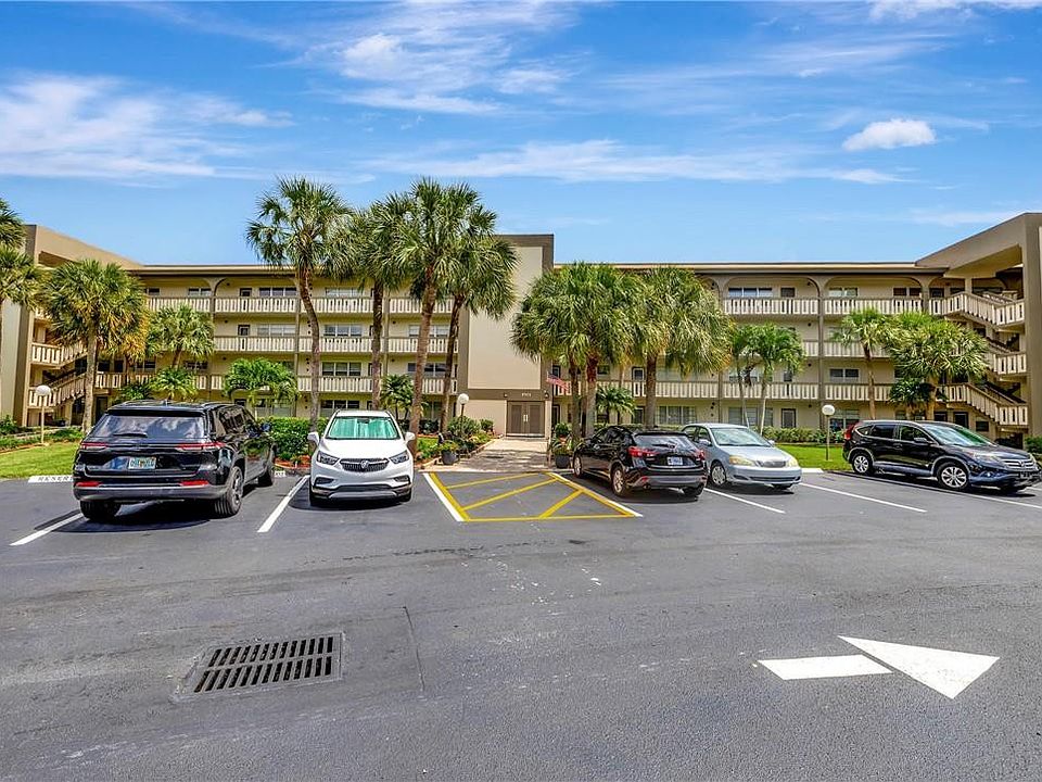 1st image of 4701 Martinique Drive #H3