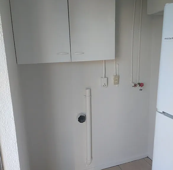 787 Orange St — Photo 11