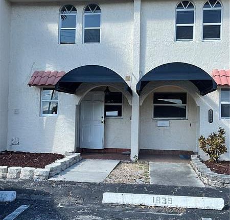 2nd image of 1843 SE 4th St #1843