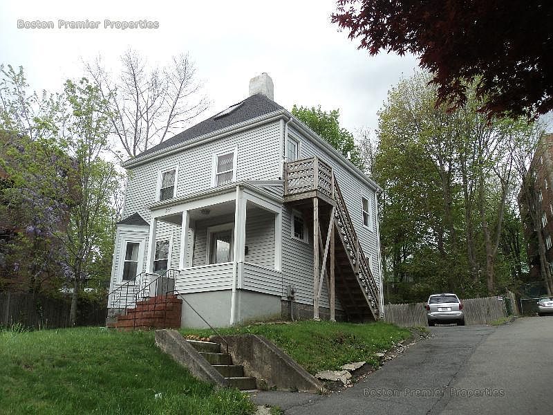 1st image of 207 Thomas Burgin Pkwy