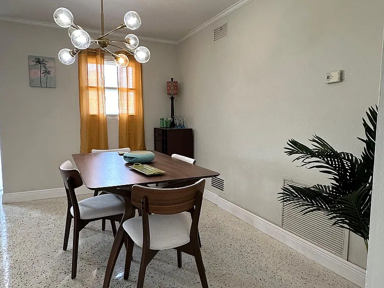 206 Gaines Ave — Photo 7