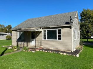 71 S Main St, Elkton, MI 48731