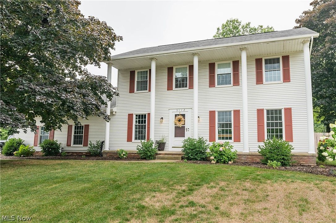 5112 Echoglenn Ave NW, North Canton, OH 44720 Zillow