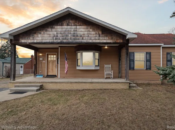 11721 Boston Post St, Livonia, MI 48150