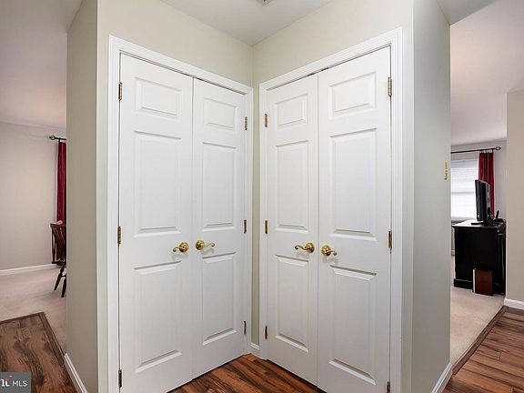 3rd image of 4911 Rocky Spring Ln