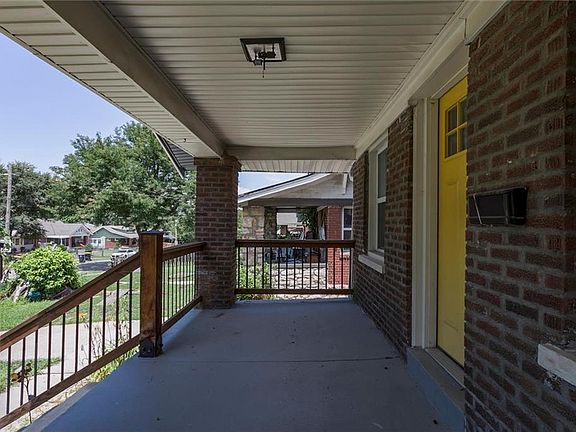 2nd image of 5427 Euclid Ave