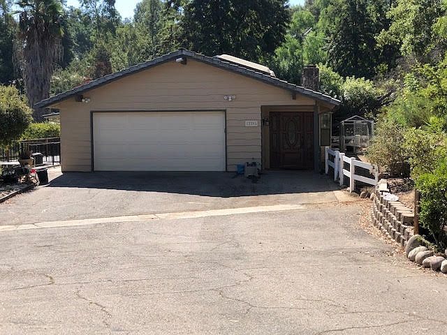 2nd image of 12085 Rocoso Rd