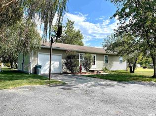 316 S Fayette St, Sandoval, IL 62882