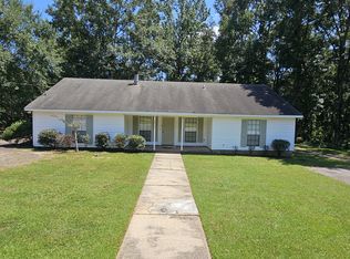 6015 Cottage Hill Rd, Mobile, AL 36609