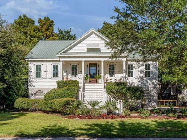 612 Royall Ave, Mount Pleasant, SC 29464