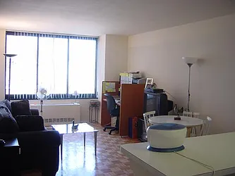 Rented by Raz Realty