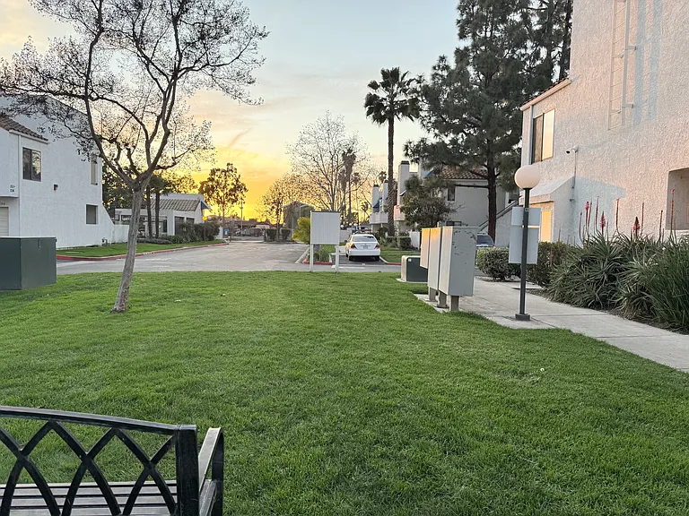753 Park Shadow Ct — Photo 25