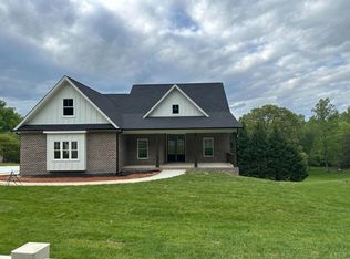 96 Two Creek Dr, Lynchburg, VA 24502