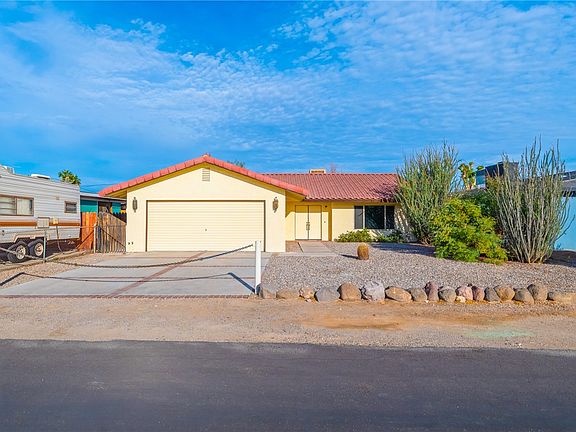 2nd image of 1135 Avenida Del Sol