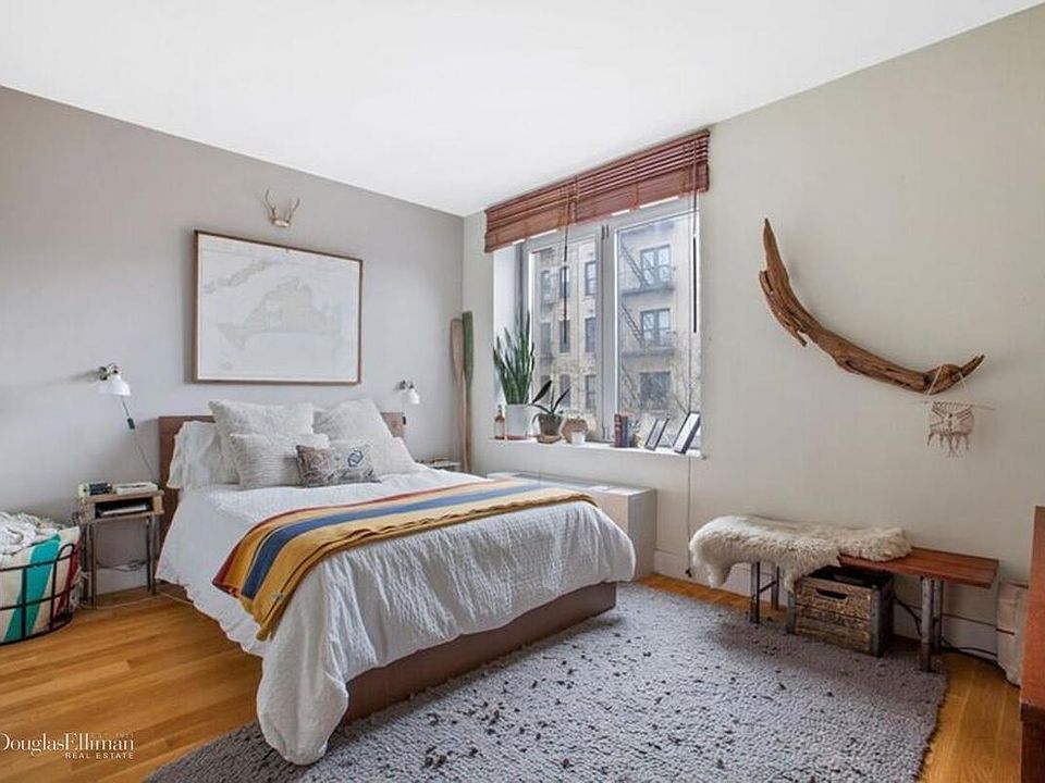 1st image of 342 Bedford Ave APT 3A