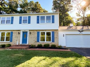 12701 Carlsbad Ct, Herndon, VA 20171