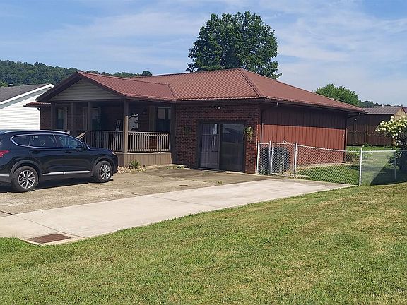 3rd image of 318 Township Road 1302