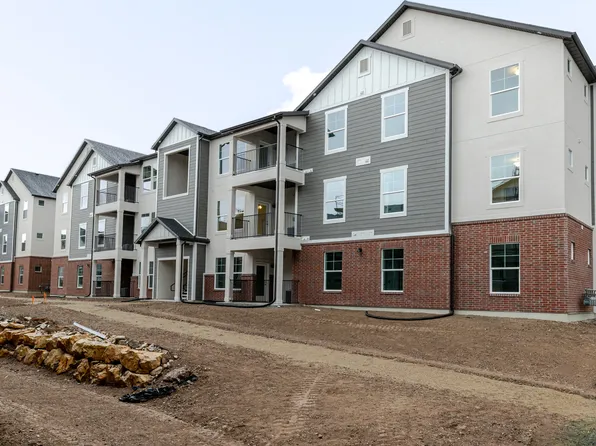 882 N Coulsen Dr #J204, Saratoga Springs, UT 84045