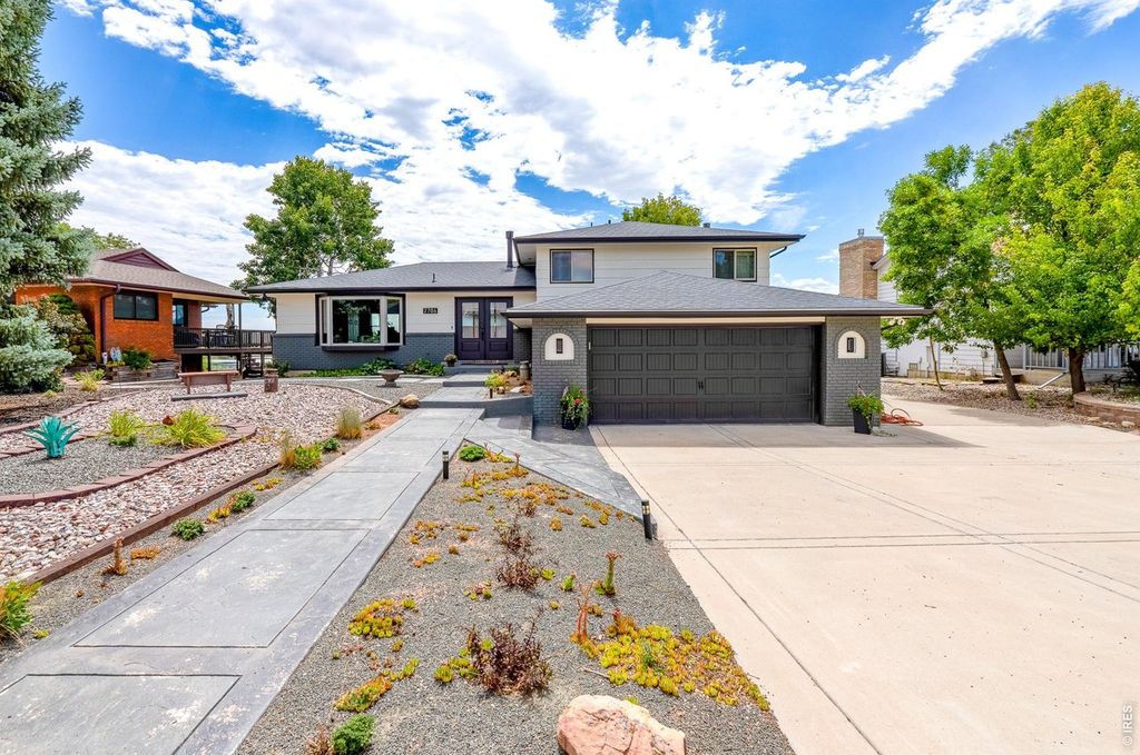 2706 Farisita Dr