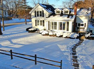 156 Franklin St, Holly, MI 48442