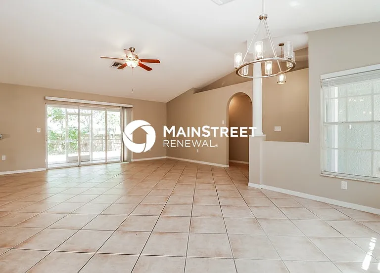 3173 Parkhill Ave — Photo 4