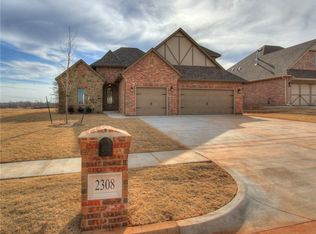 2308 E Thomas Ter, Mustang, OK 73064