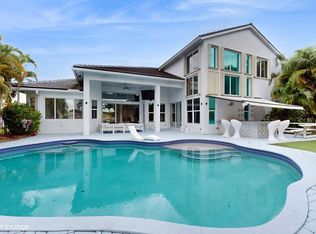 11910 Osprey Point Circle, Wellington, FL 33449