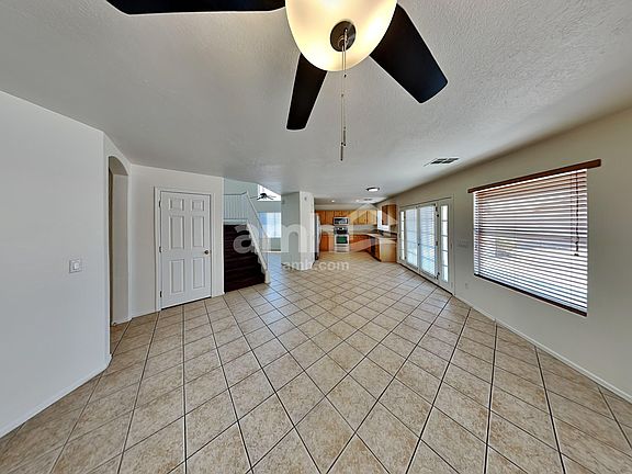 4th image of 8638 W Laurel Ln