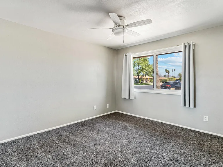 3039 W Glenn Dr — Photo 18