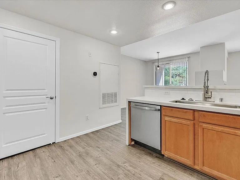 908 Domnus Ln #105 — Photo 14