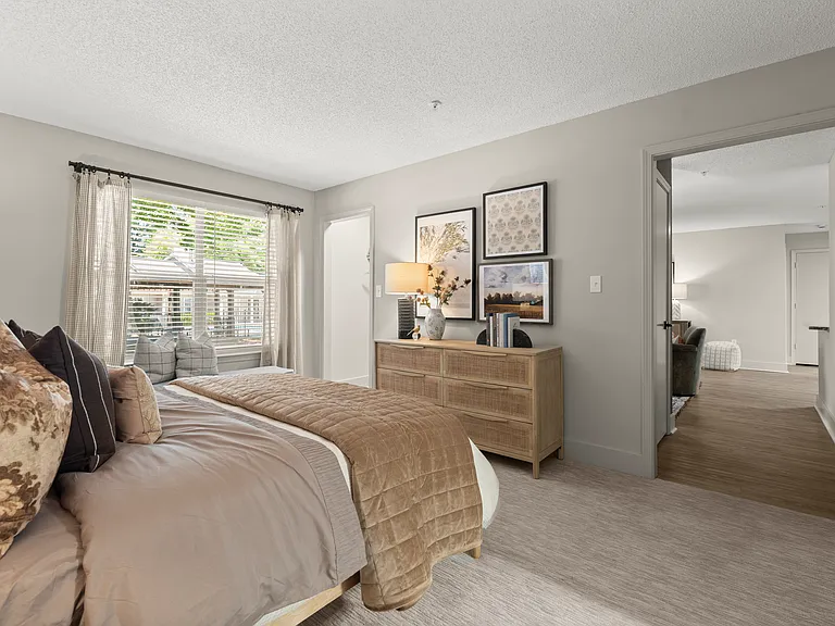 The Pointe at Stockbridge — Photo 21