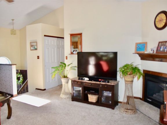 3rd image of 2621 Evergreen Dr