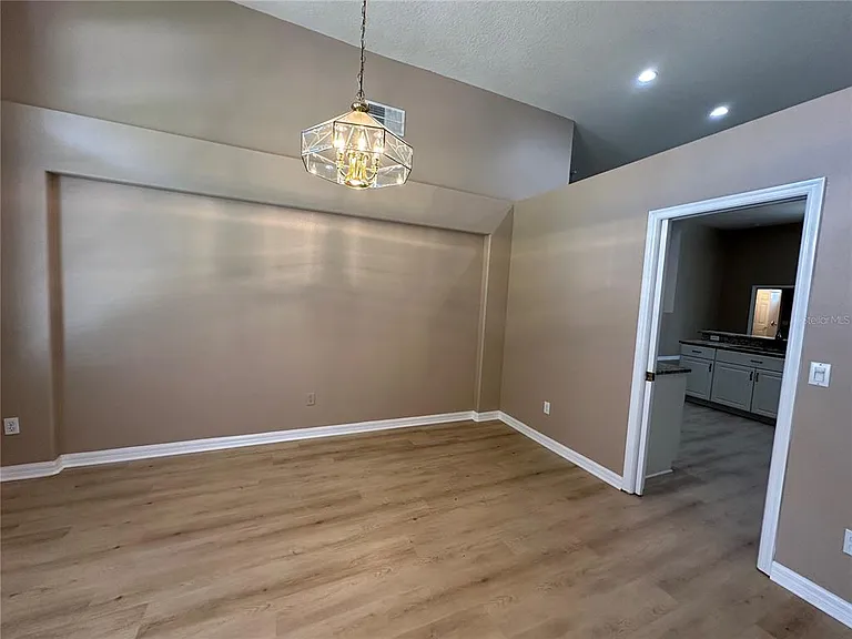 13813 Bluewater Cir — Photo 4