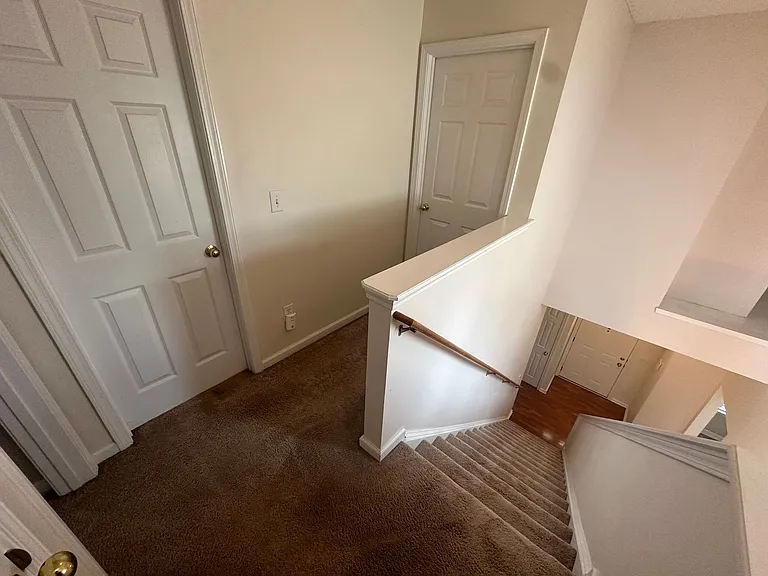 518 Auburn Square Dr — Photo 9