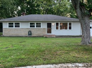 6718 Monroe Ct, Merrillville, IN 46410