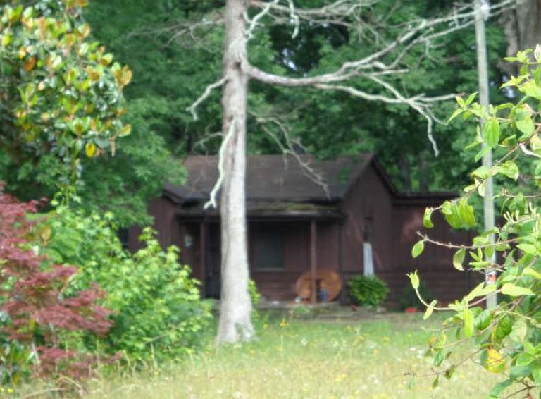 2nd image of 214 Barney Rd