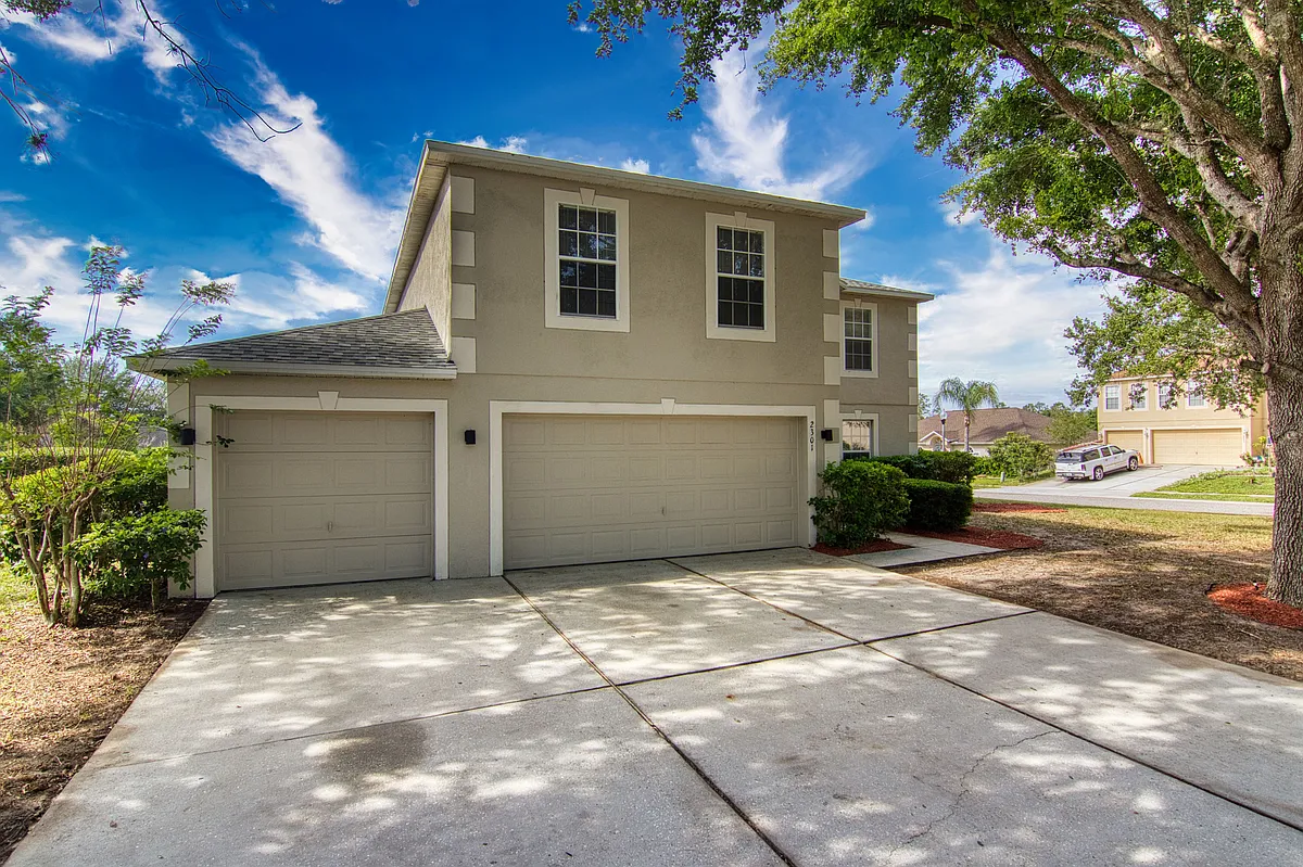 Building Photo - 2301 El Marra Dr