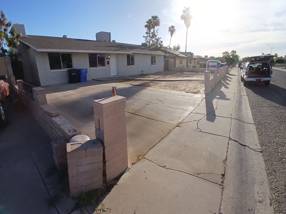 1st image of 8456 W Mackenzie Dr