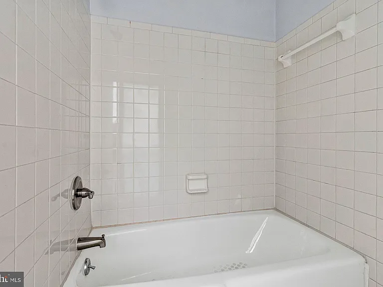 2435 18th St NE #2435 — Photo 33
